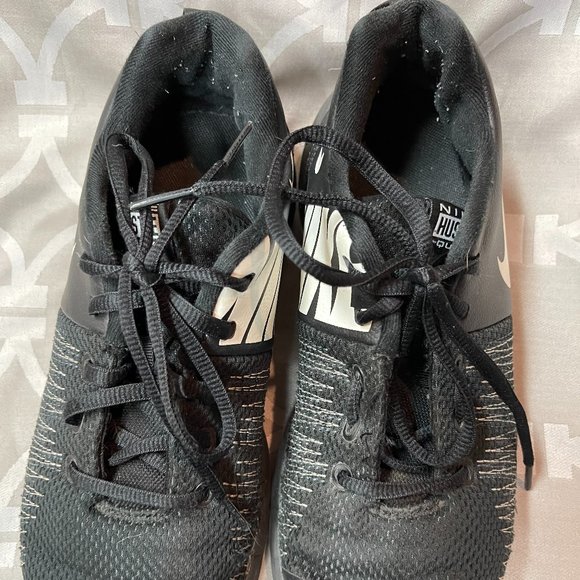 Youth Nike Baskeball Shoe "Hustle" - Picture 5 of 8